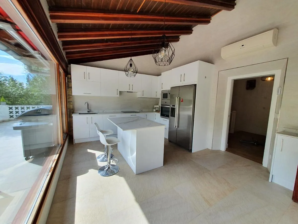 Dreams And Friends On The Coast Of Bilbao. Villa Getxo 0*,  Spain